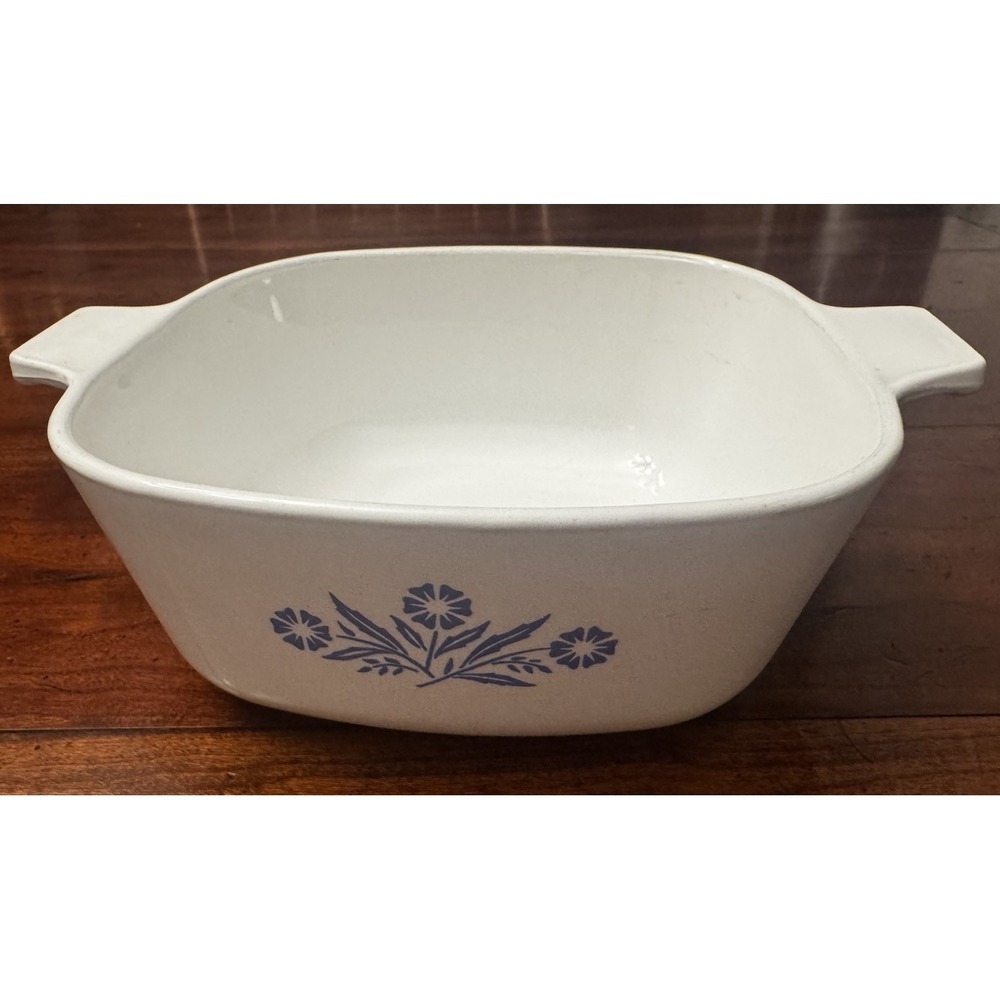 Vintage Corning Ware Cornflower Blue 1.5 Qt 7"‎  Casserole  P-1.5-B